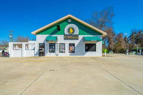 517 West Street Pittsboro NC 27312