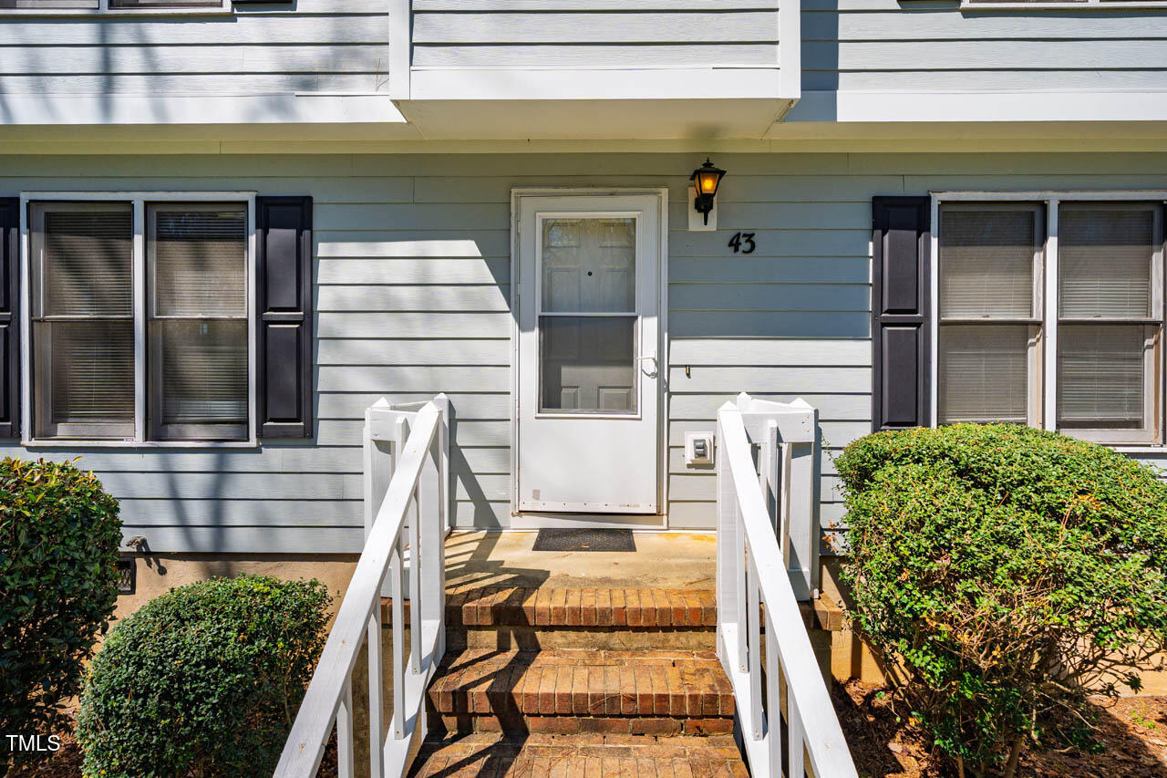 121 Westview Drive 43