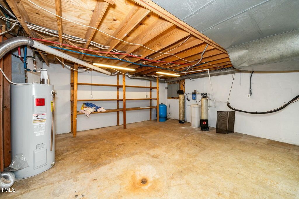 listing image 44