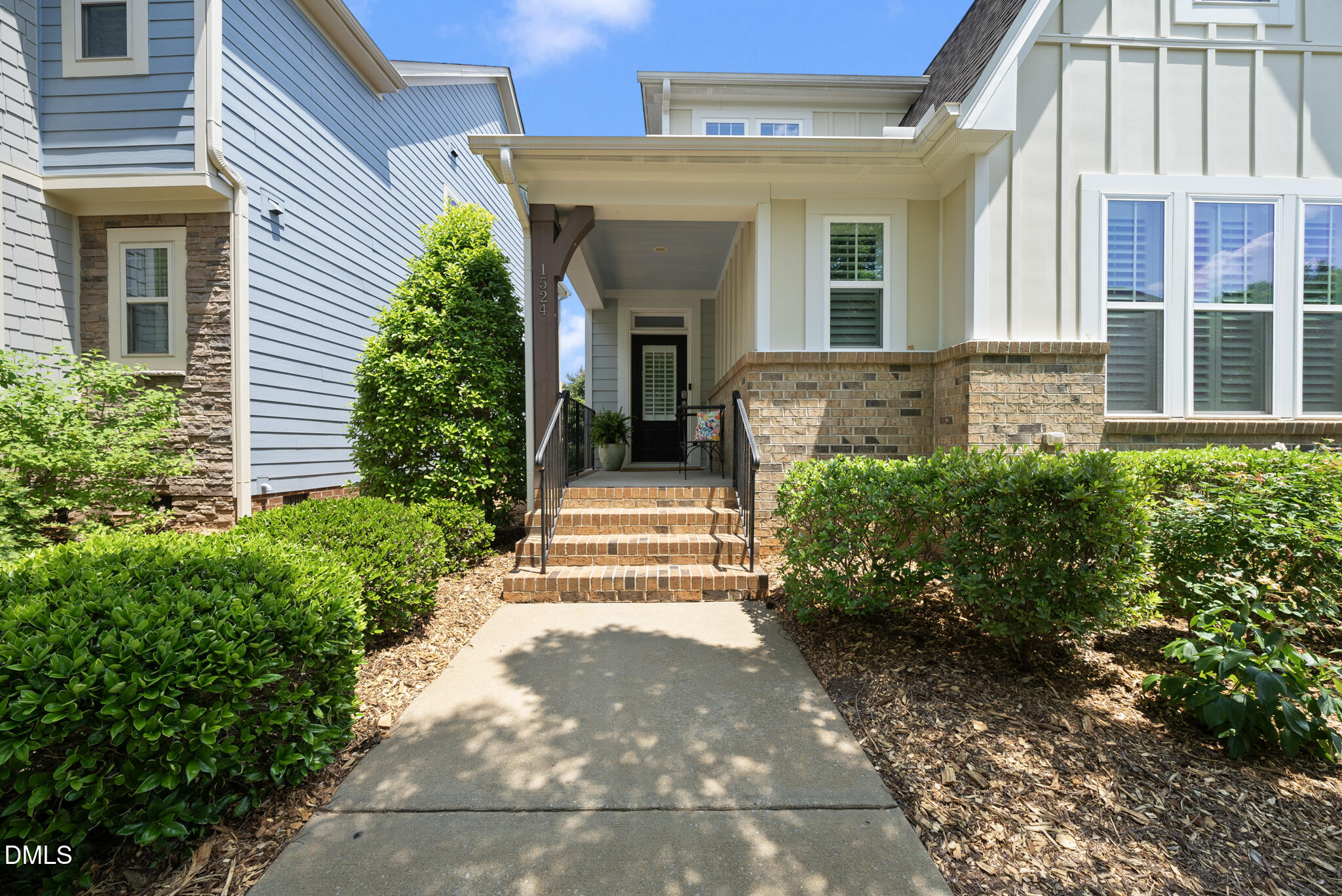 1524 Crafton Way