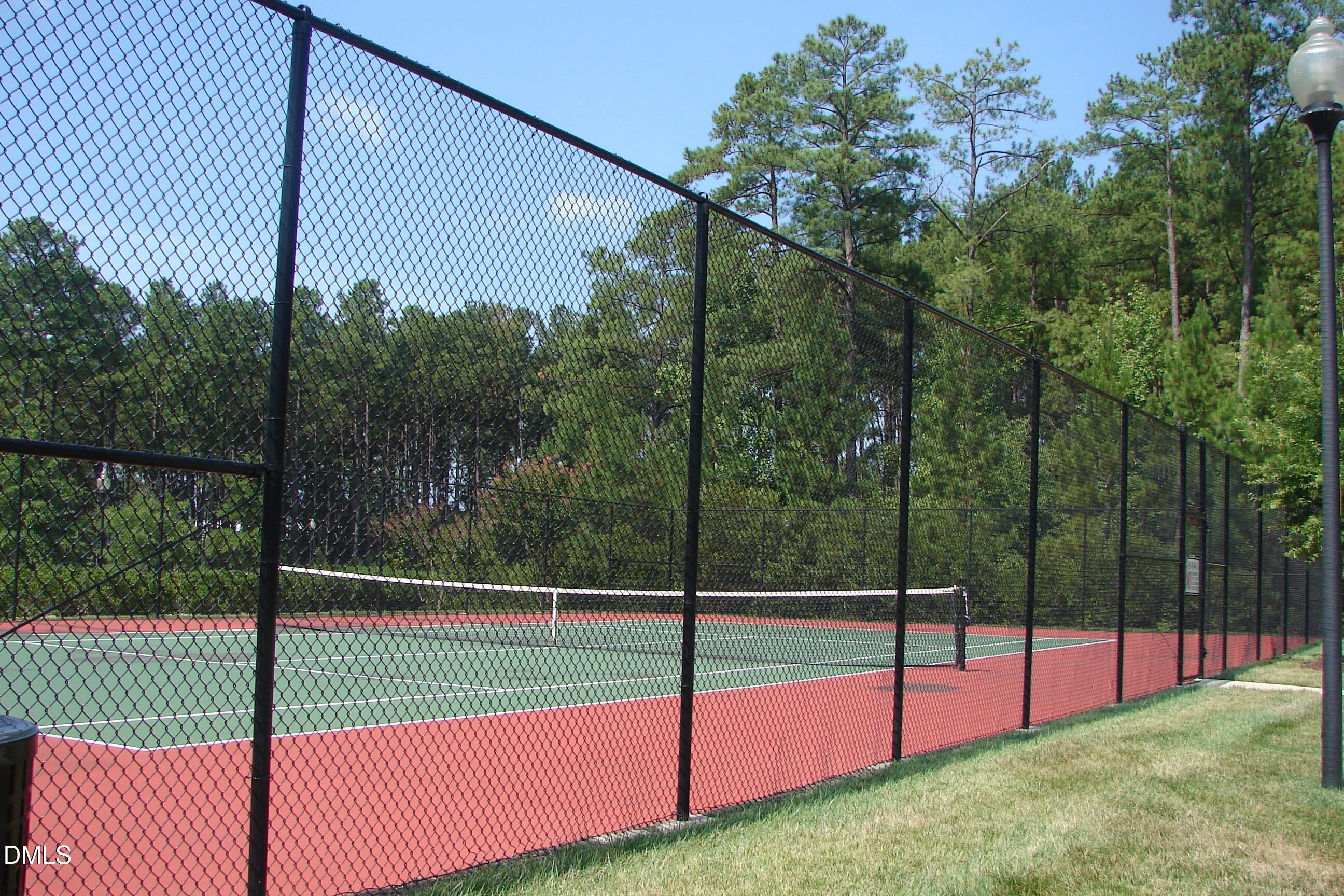 903 Straywhite Avenue