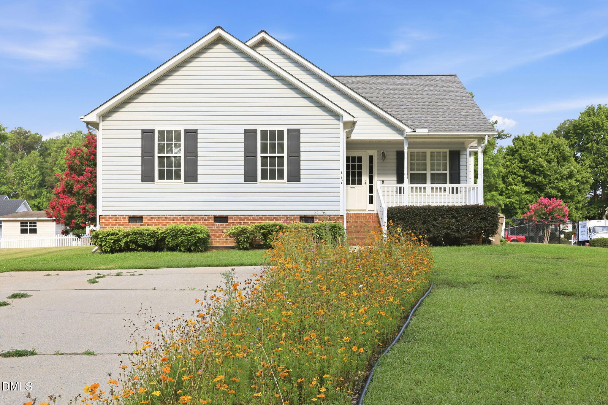 117 Dullis Circle