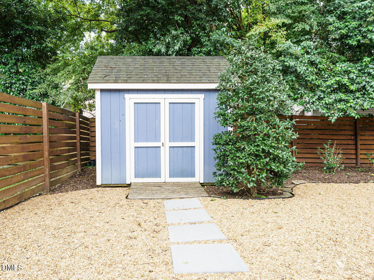 Raleigh, North Carolina 27601, United States, 4 Bedrooms Bedrooms, ,3 BathroomsBathrooms,Residential,Active,212077