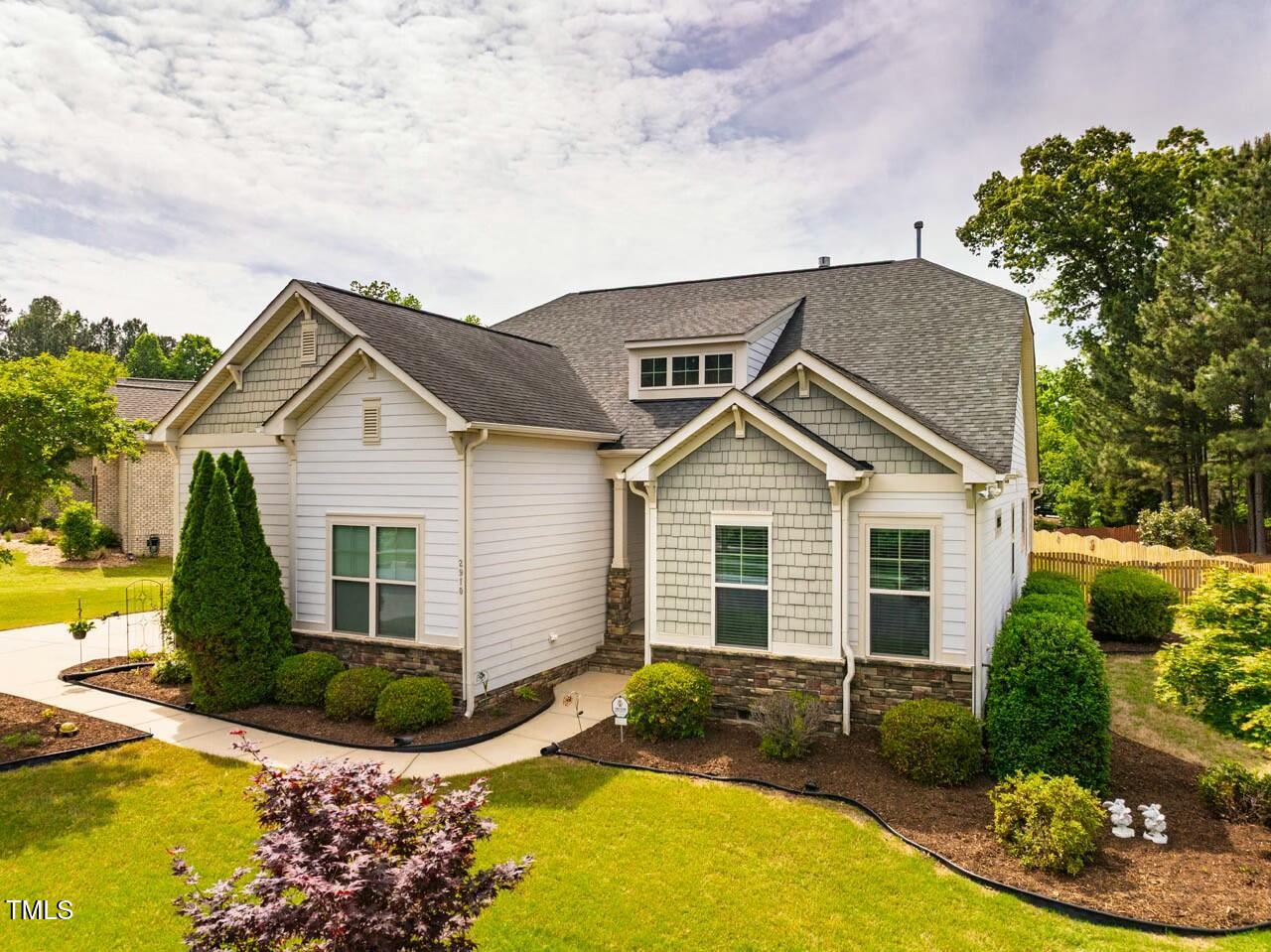 2910 Reynolda Circle