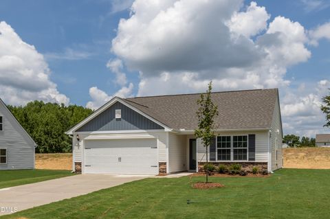 376 Chedworth Drive Angier NC 27501