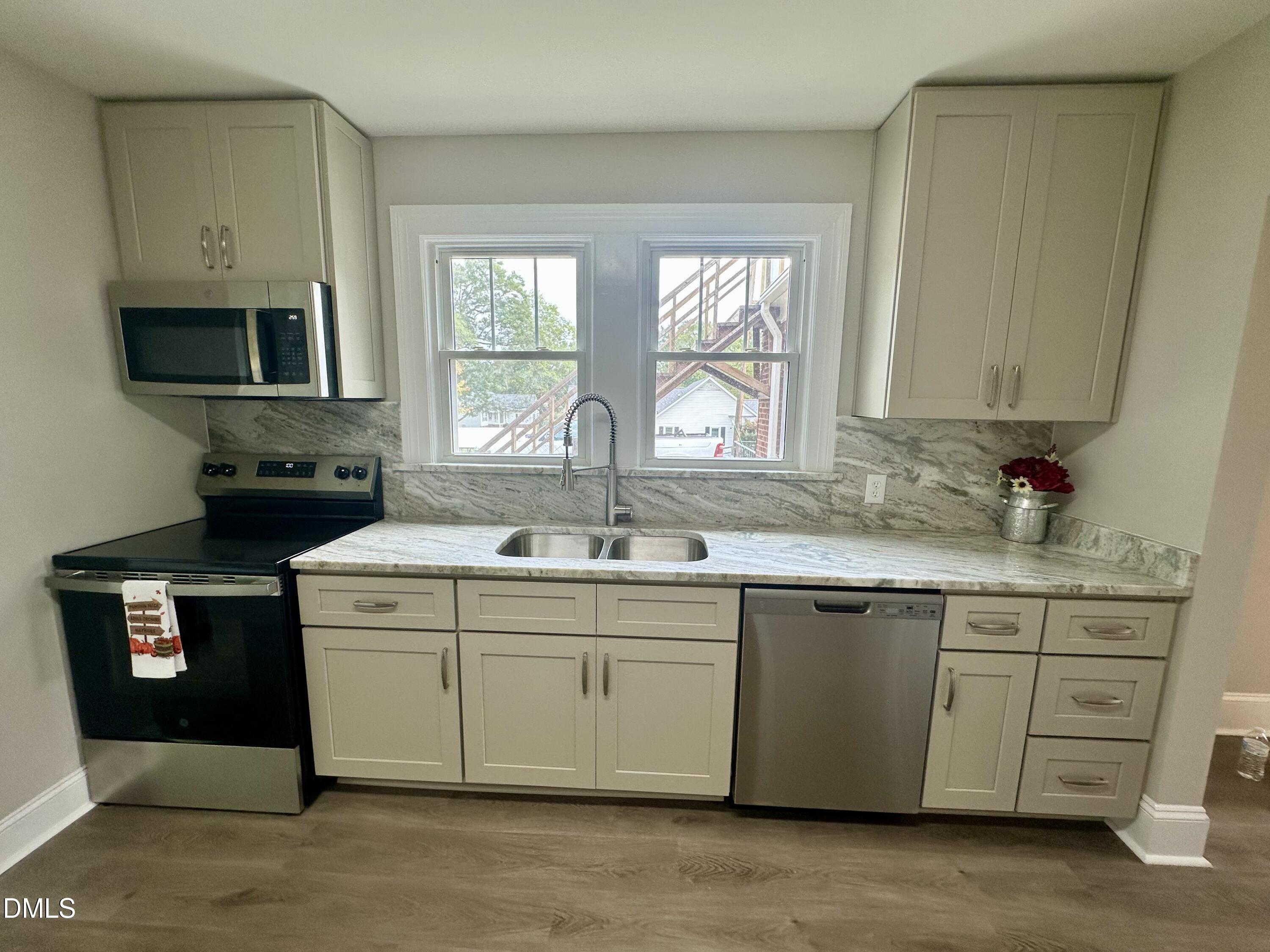 508 W Lake Road Road