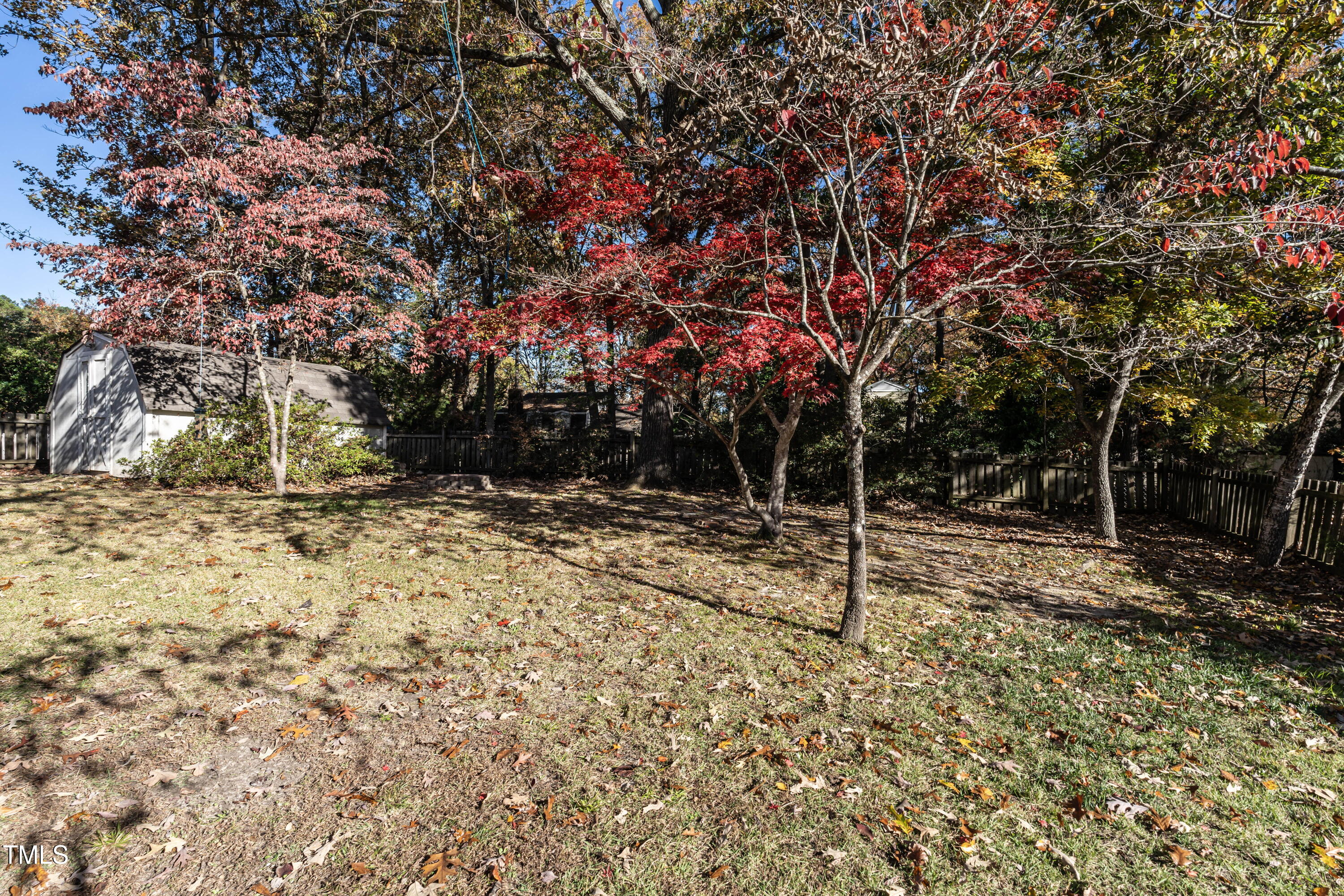 Raleigh, North Carolina 27609, United States, 3 Bedrooms Bedrooms, ,2 BathroomsBathrooms,Residential,Pending,30900