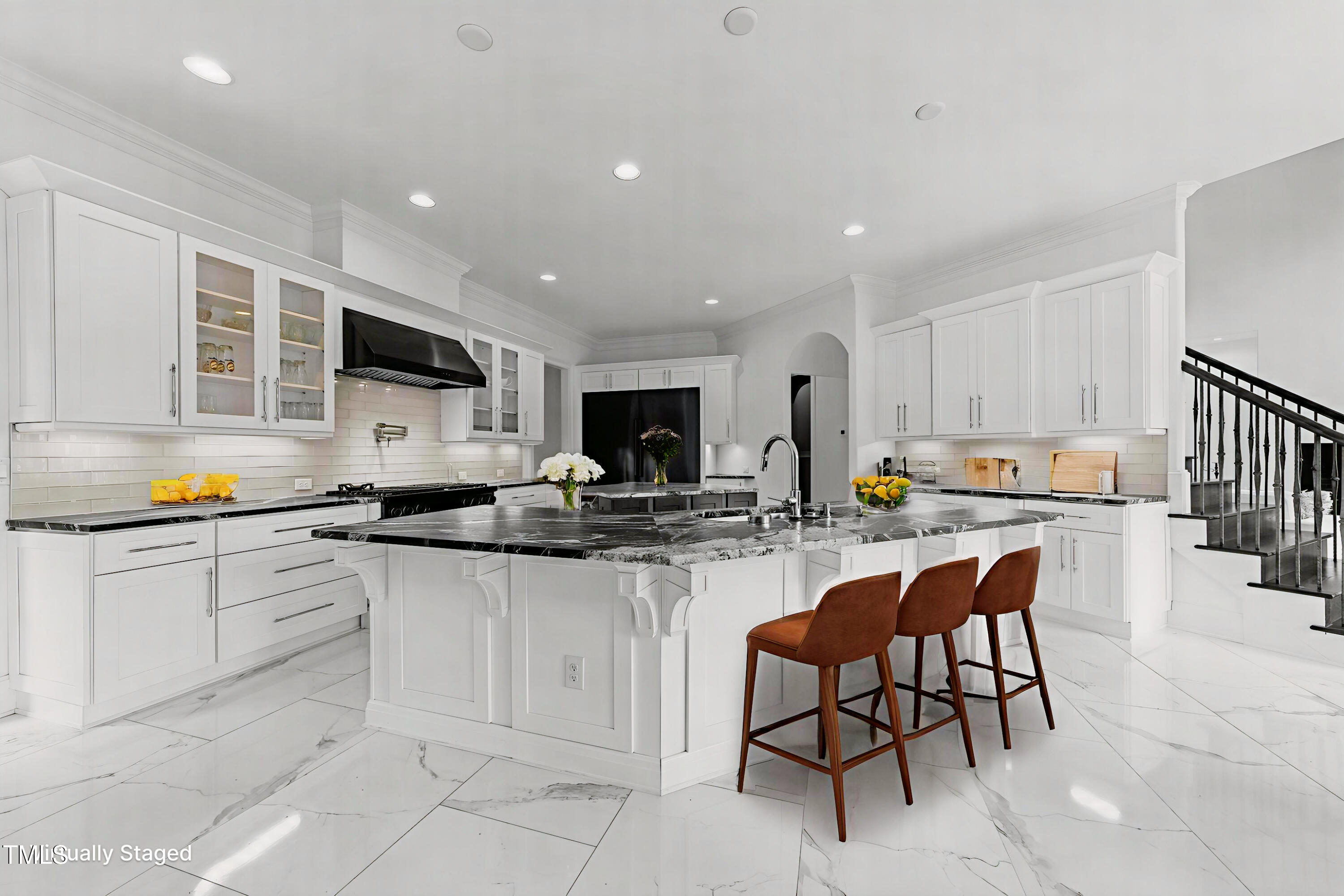 2220 Inwood Landing Court