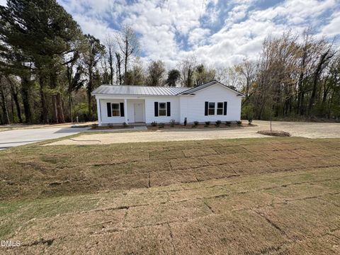 56 Jacobs Ridge Drive Four Oaks NC 27524