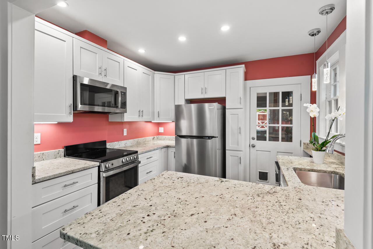 Durham, North Carolina 27705, United States, 2 Bedrooms Bedrooms, ,1 BathroomBathrooms,Residential,Pending,116755