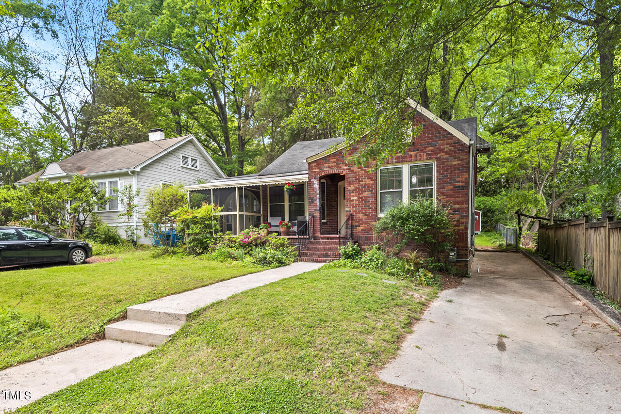 Durham, North Carolina 27705, United States, 2 Bedrooms Bedrooms, ,1 BathroomBathrooms,Residential,Pending,116755