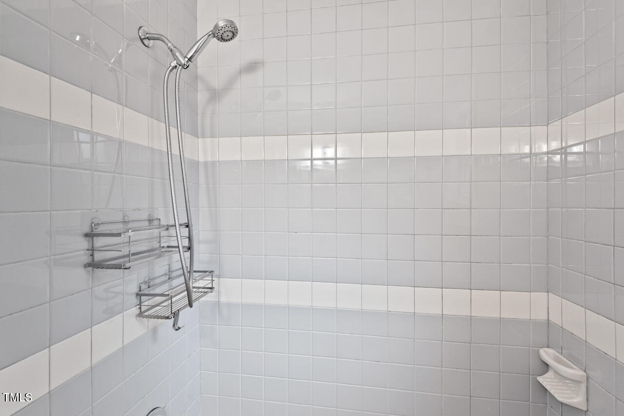 Durham, North Carolina 27705, United States, 2 Bedrooms Bedrooms, ,1 BathroomBathrooms,Residential,Pending,116755