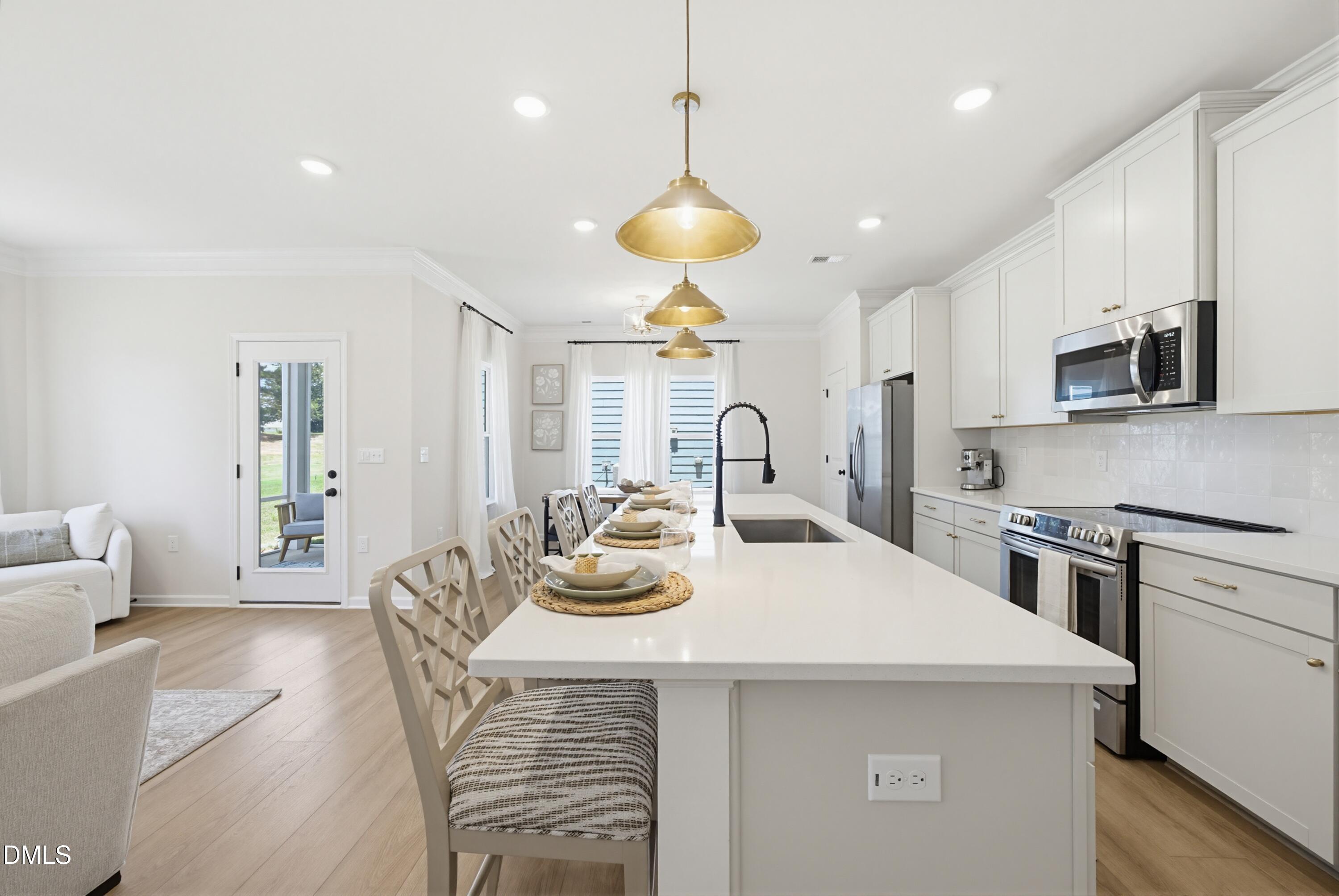 75 Commons Circle