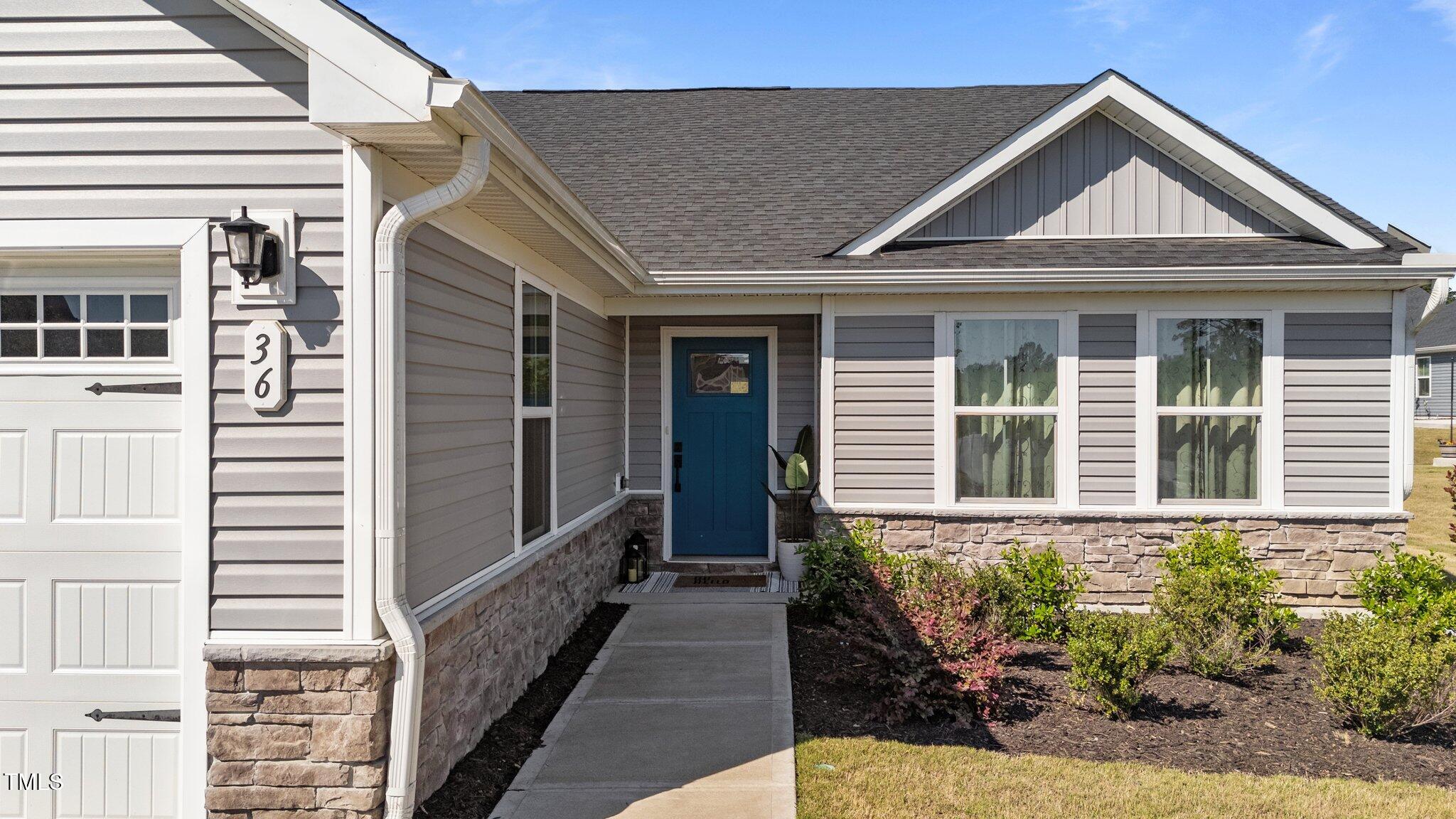 36 High View Court