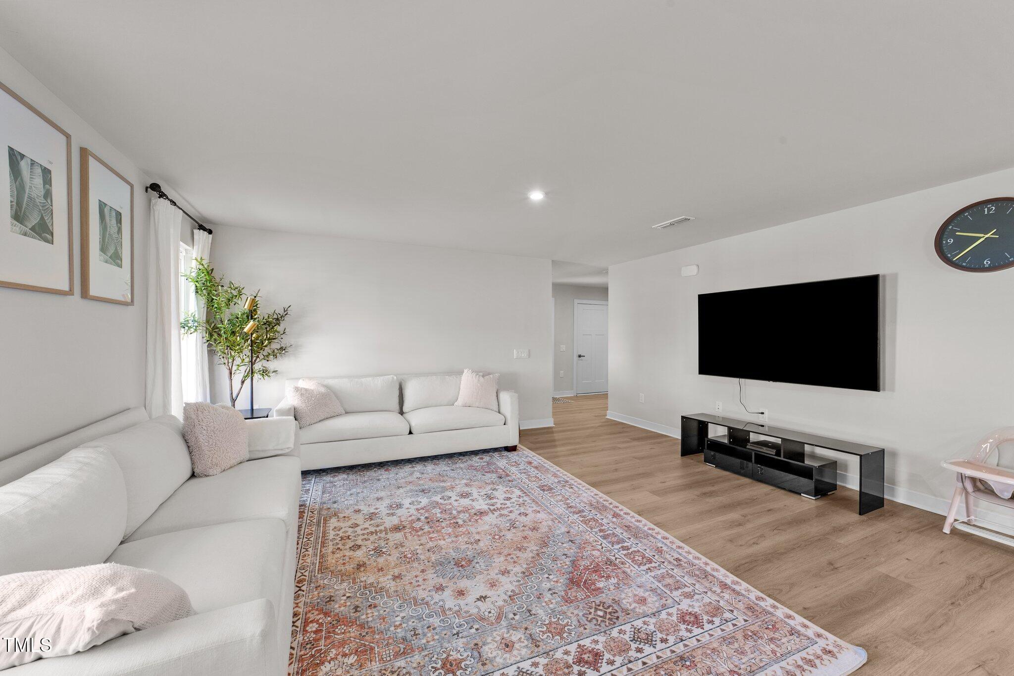36 High View Court