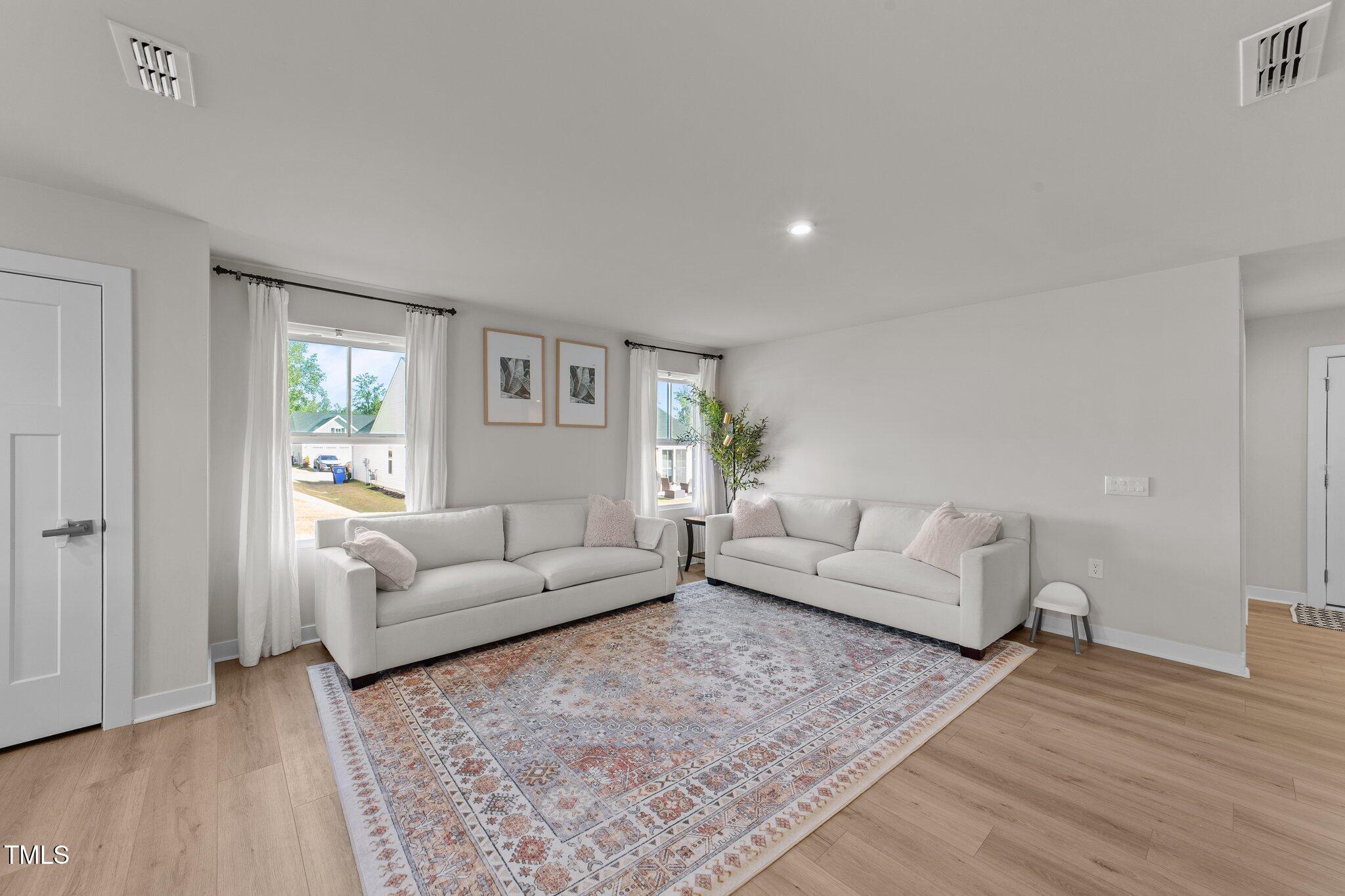 36 High View Court