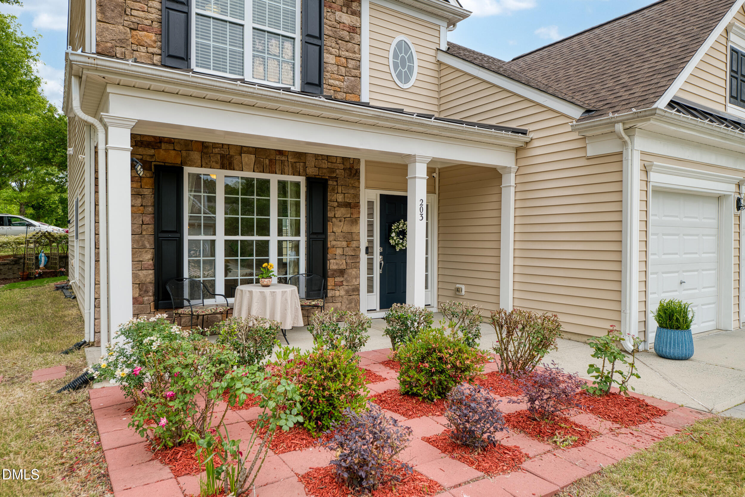 203 Oswego Court