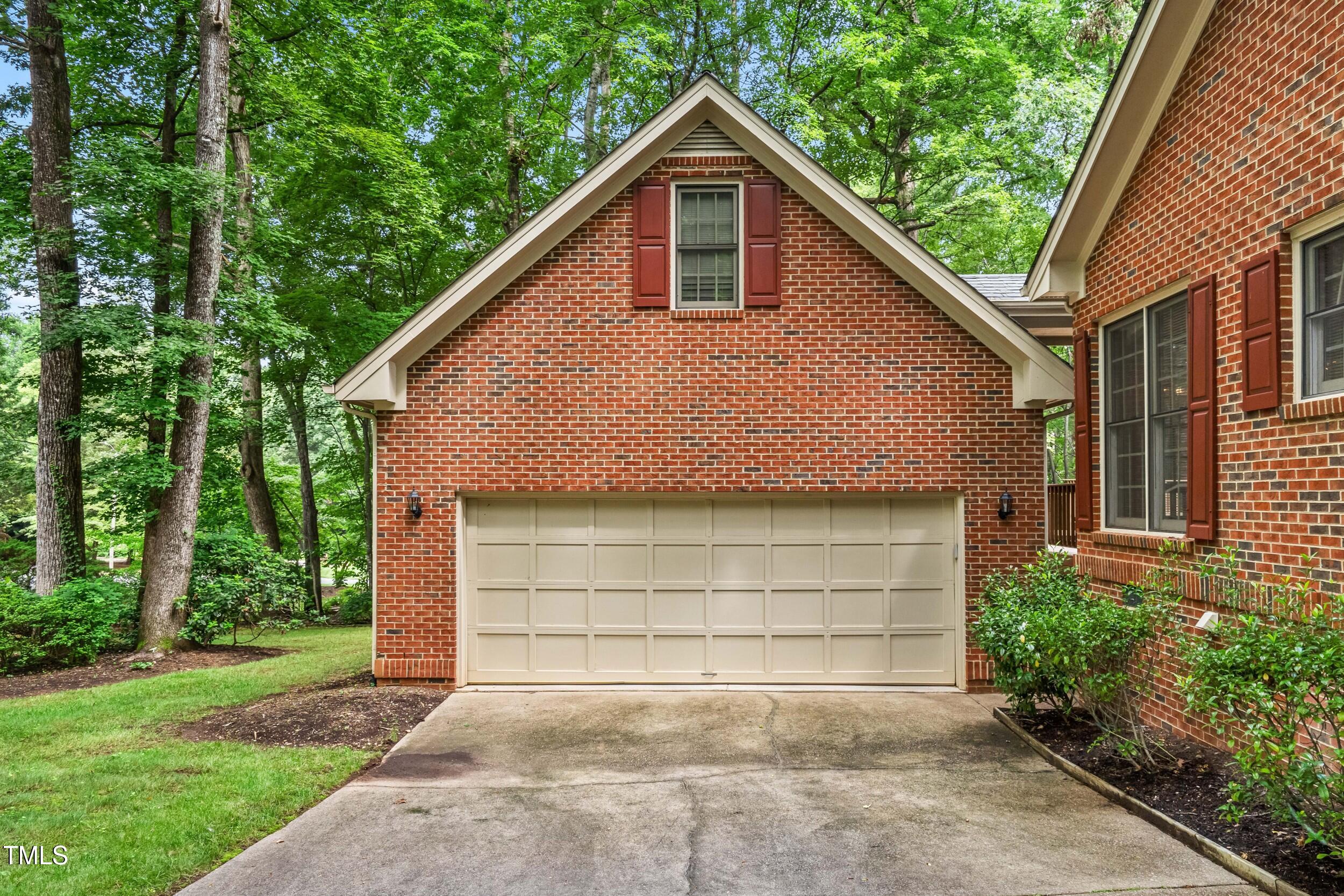 101 Turnberry Lane