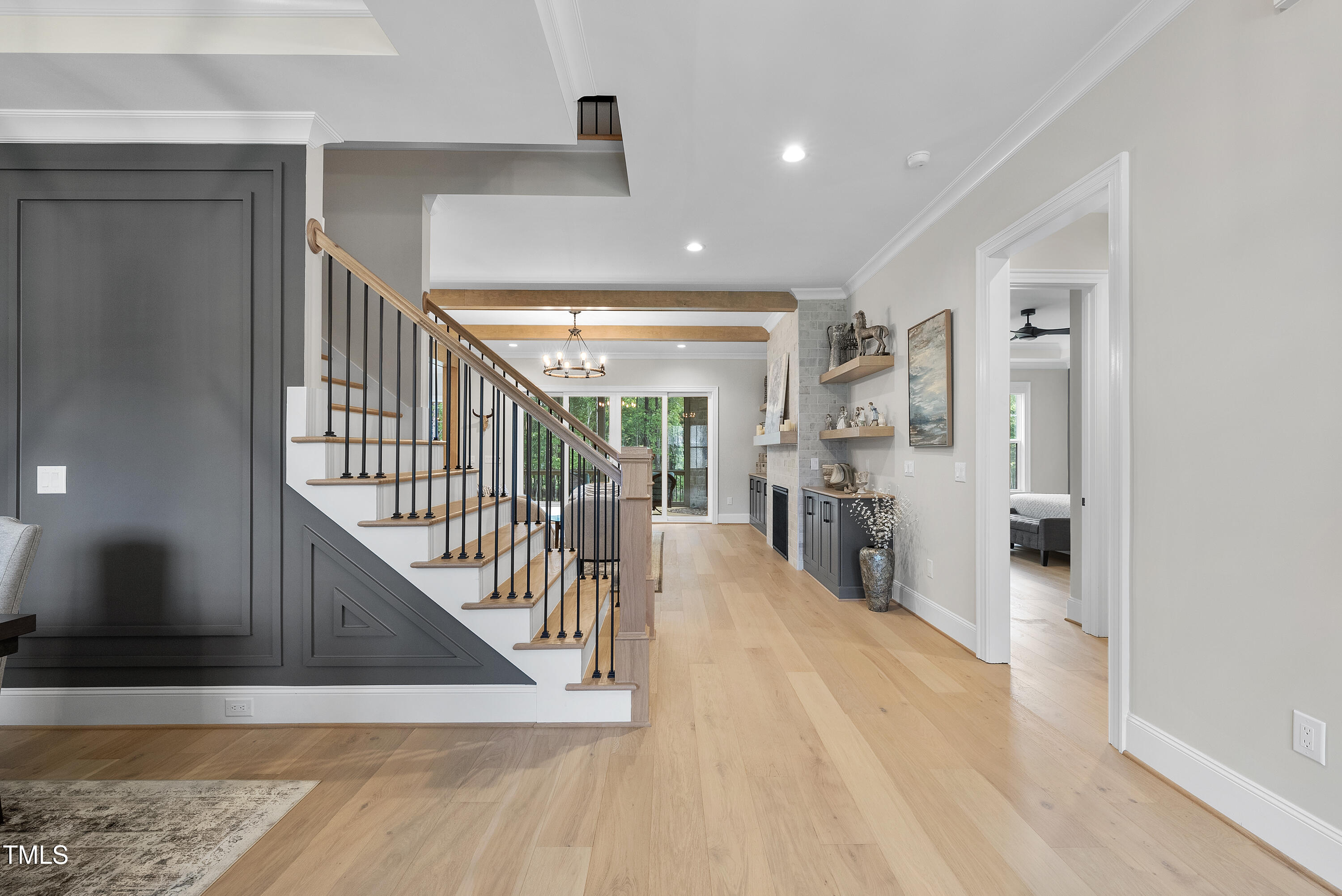 25 Chesnut Oak Drive