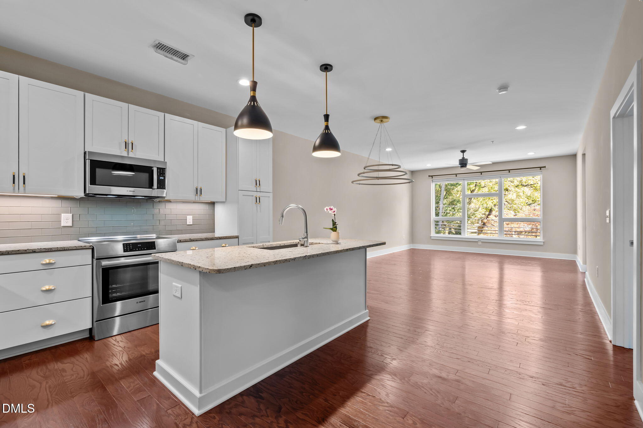 515 N Churton Street 203