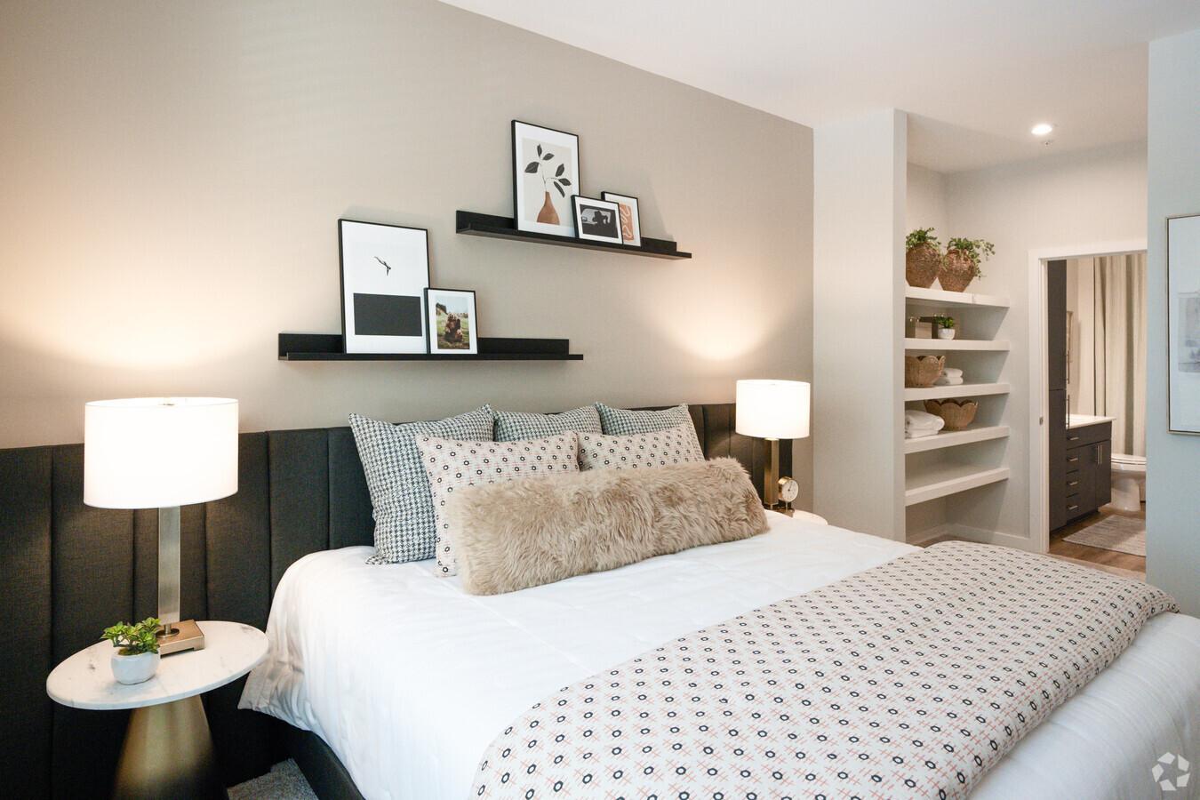 Cary, North Carolina 27519, United States, 2 Bedrooms Bedrooms, ,2 BathroomsBathrooms,Residential,Active,37182