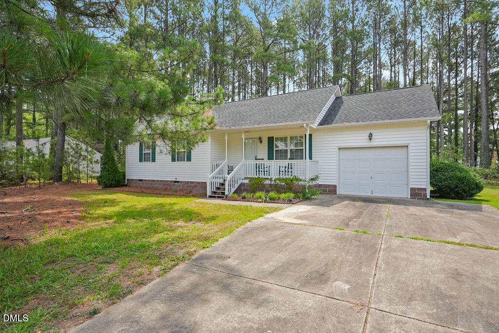 48 Hammerstone Drive