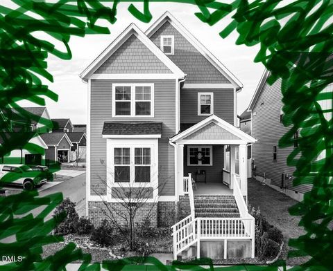 93 Quarter Gate Trace Chapel Hill NC 27516