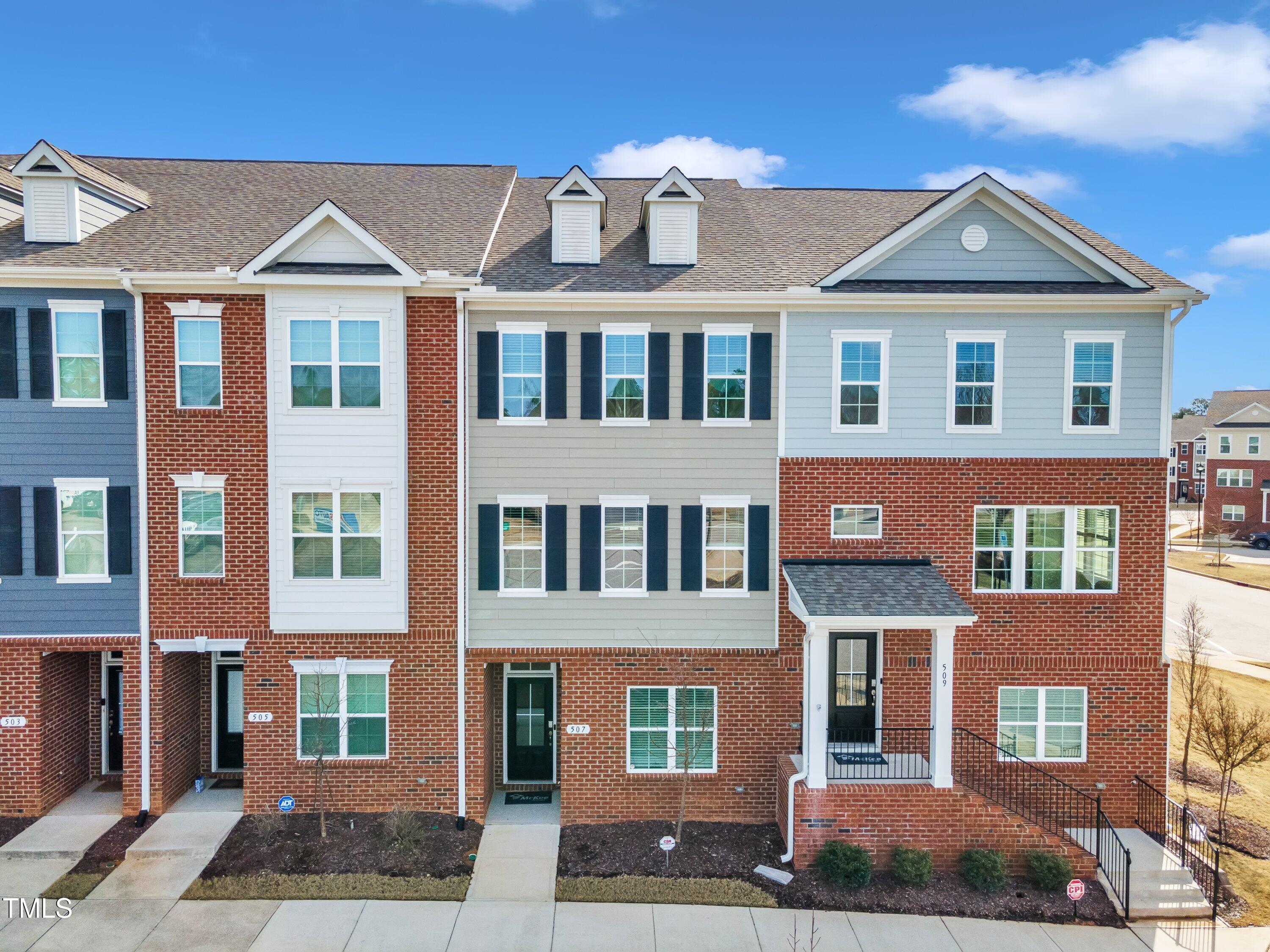 507 Gateway Townes Boulevard