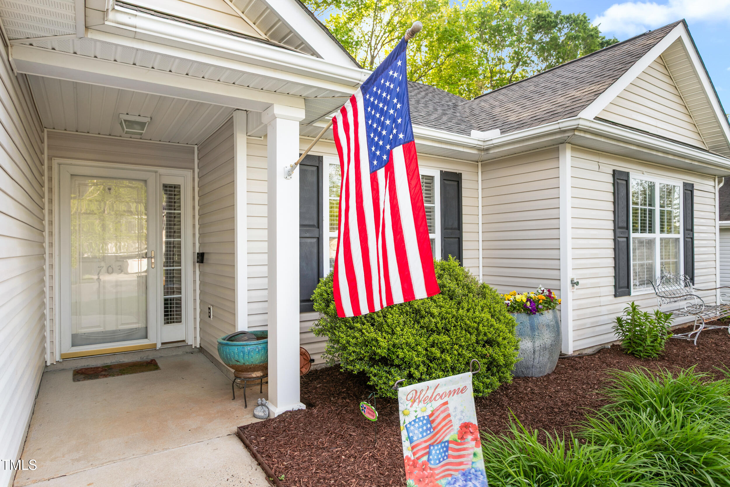 703 Walnut Crossing Drive