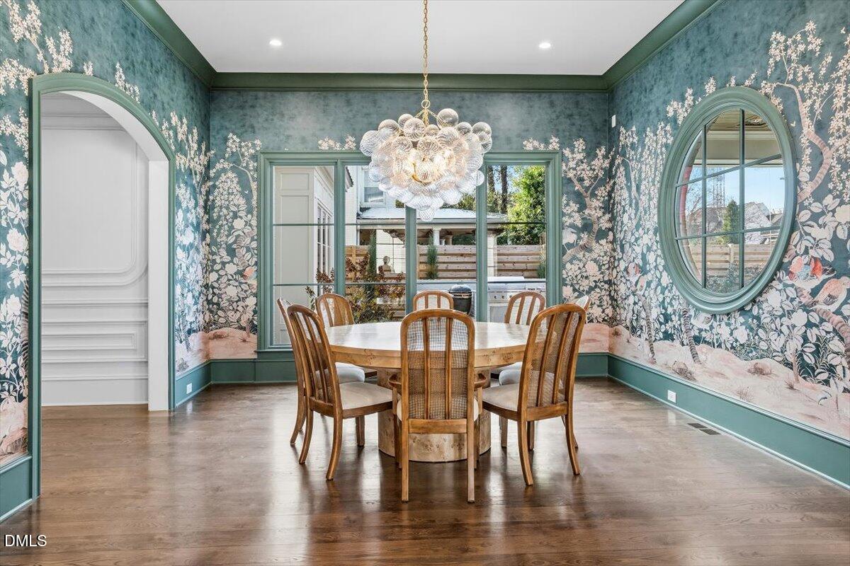 2123 Saint Marys Street