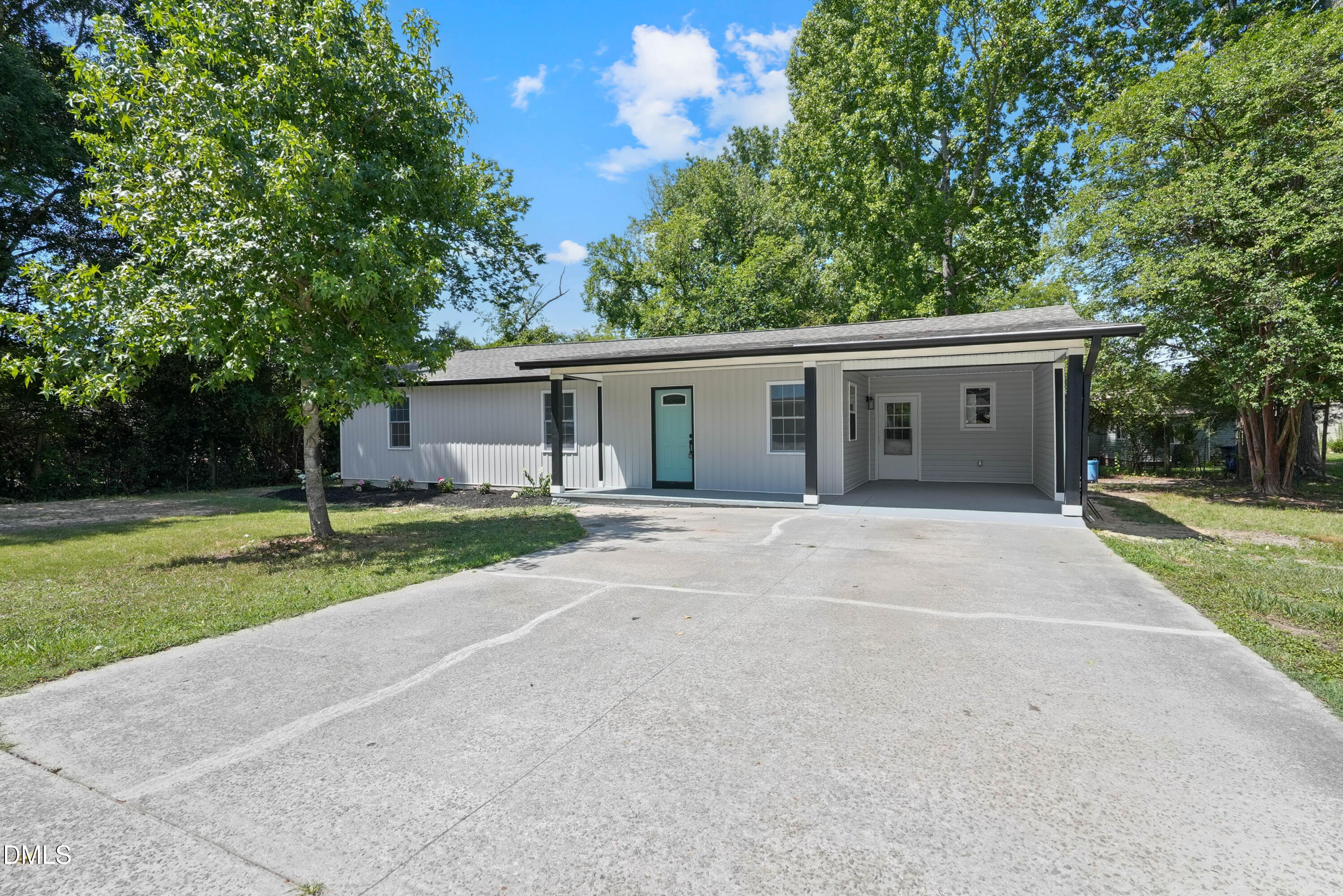 2318 Caroline Drive