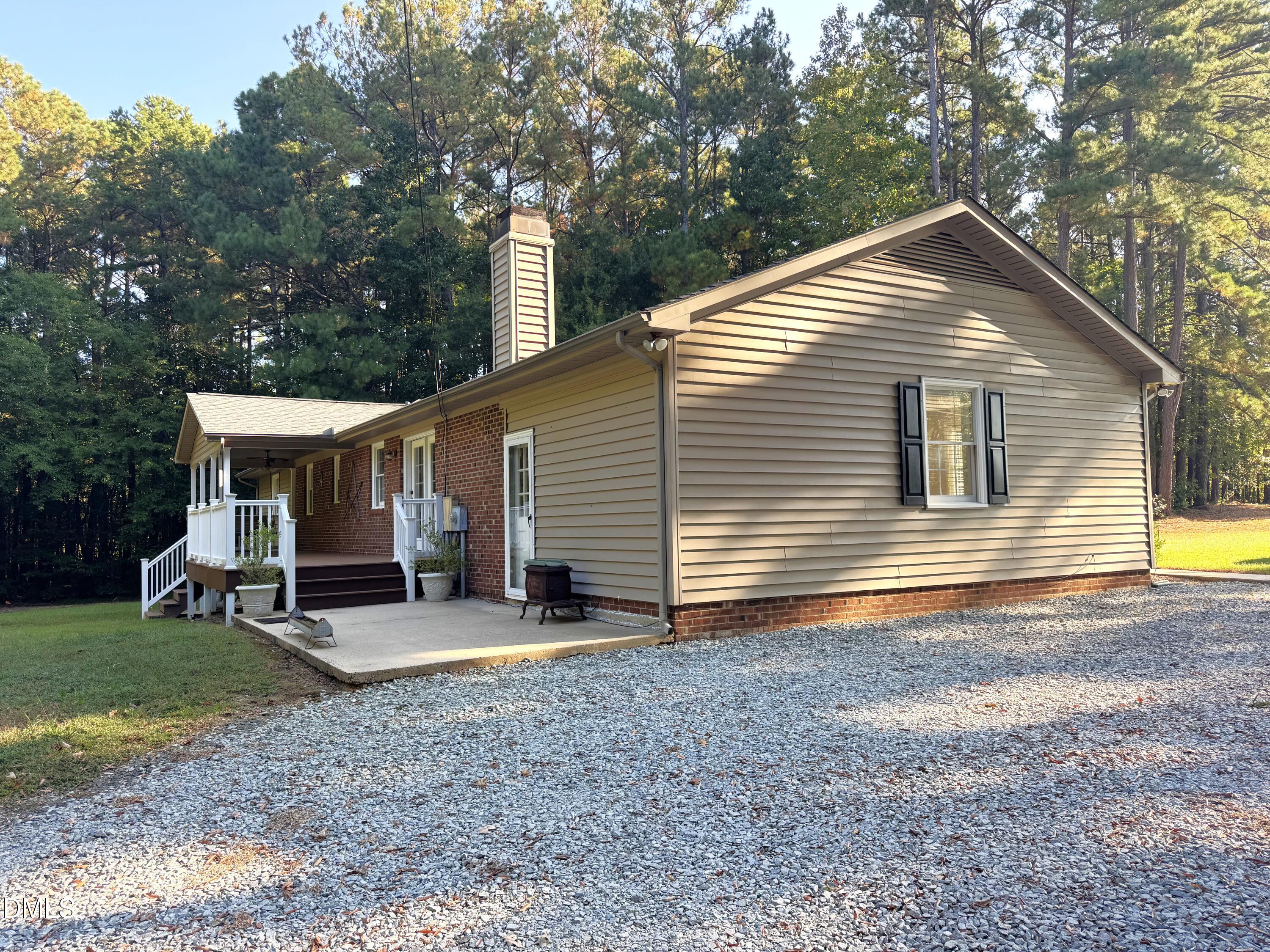 2805 Redwood Road