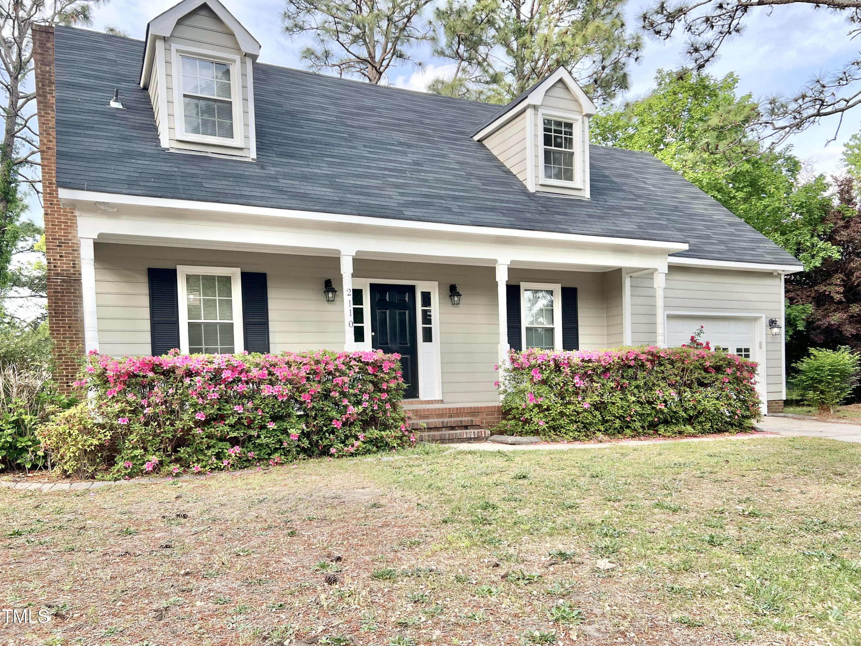 2110 Lakeridge Drive