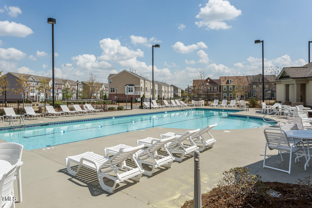 Raleigh, North Carolina 27617, United States, 3 Bedrooms Bedrooms, ,3 BathroomsBathrooms,Residential,Pending,11978