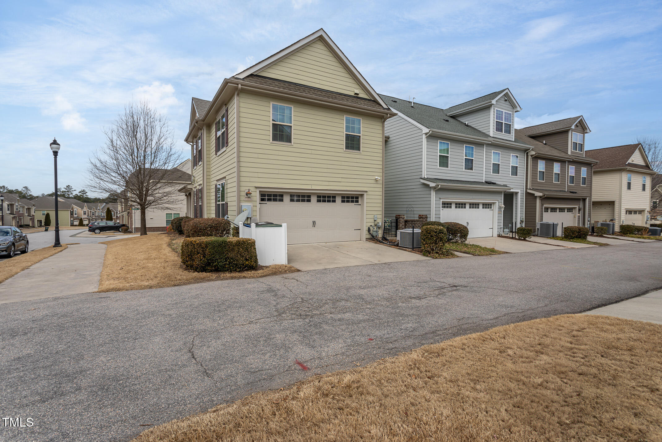 Raleigh, North Carolina 27617, United States, 3 Bedrooms Bedrooms, ,3 BathroomsBathrooms,Residential,Pending,11978