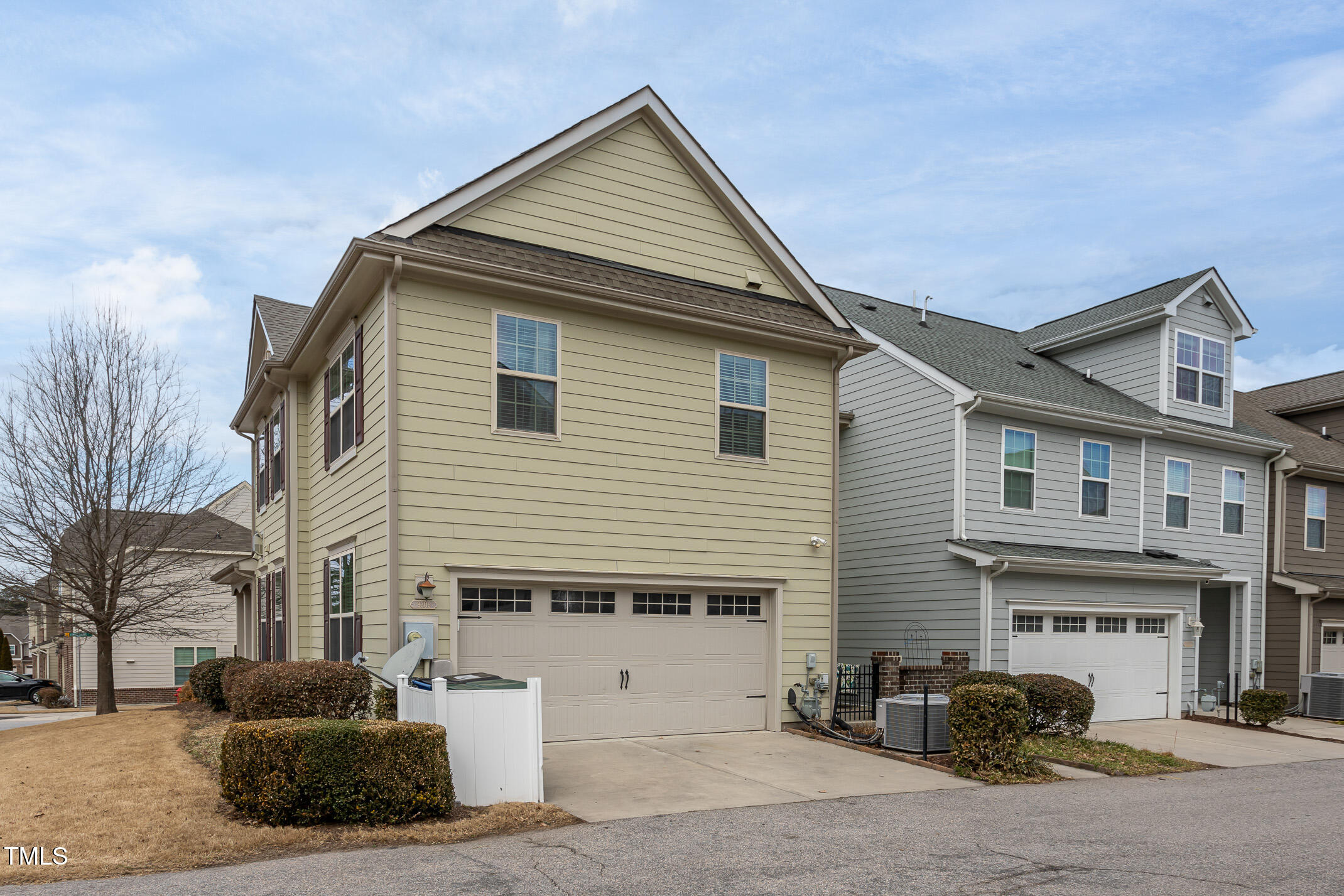 Raleigh, North Carolina 27617, United States, 3 Bedrooms Bedrooms, ,3 BathroomsBathrooms,Residential,Pending,11978