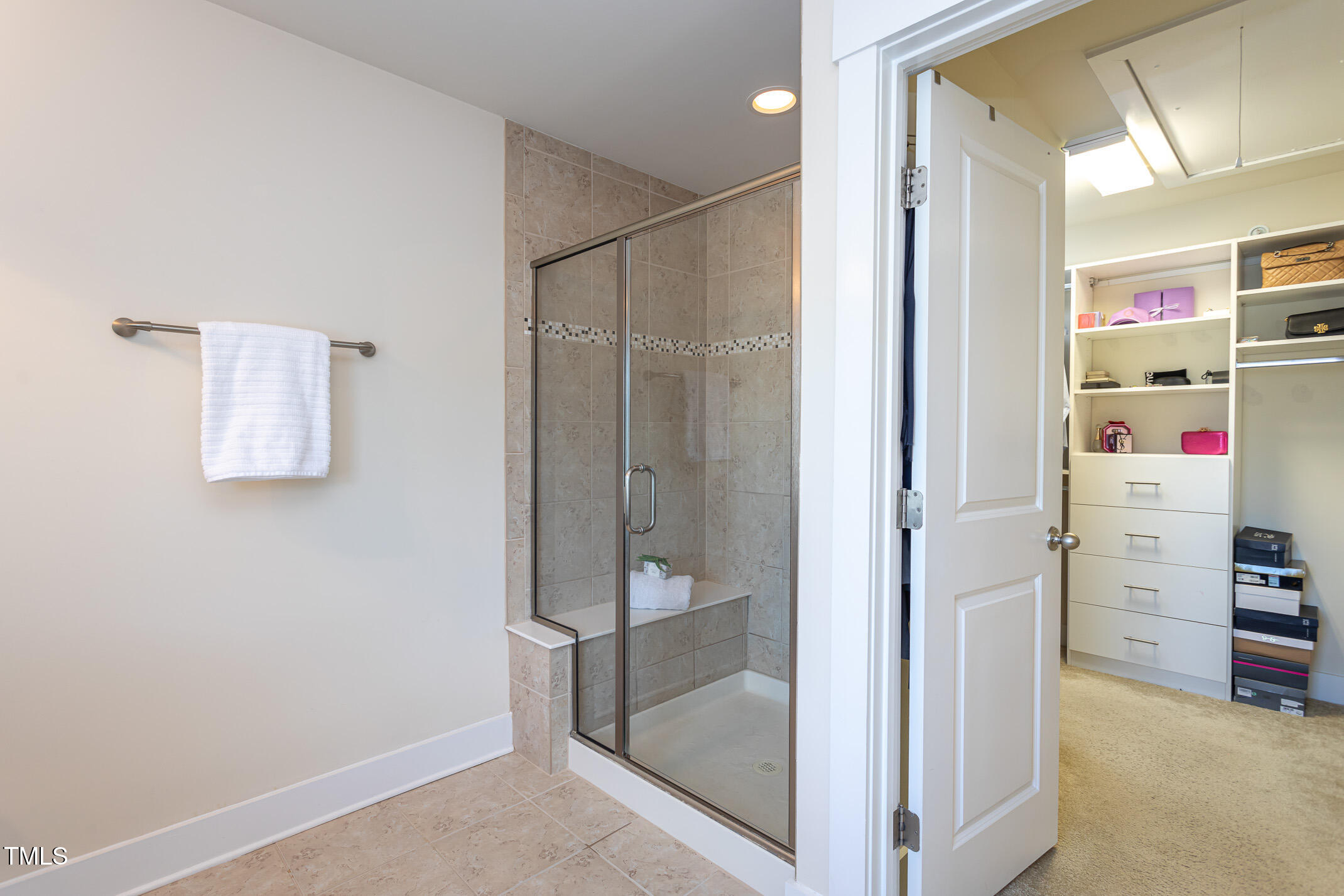 Raleigh, North Carolina 27617, United States, 3 Bedrooms Bedrooms, ,3 BathroomsBathrooms,Residential,Pending,11978