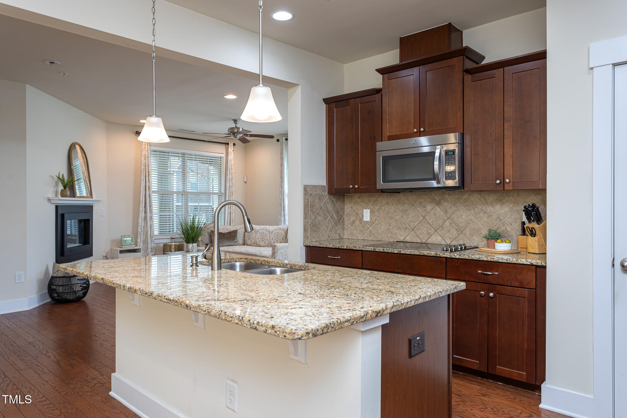 Raleigh, North Carolina 27617, United States, 3 Bedrooms Bedrooms, ,3 BathroomsBathrooms,Residential,Pending,11978