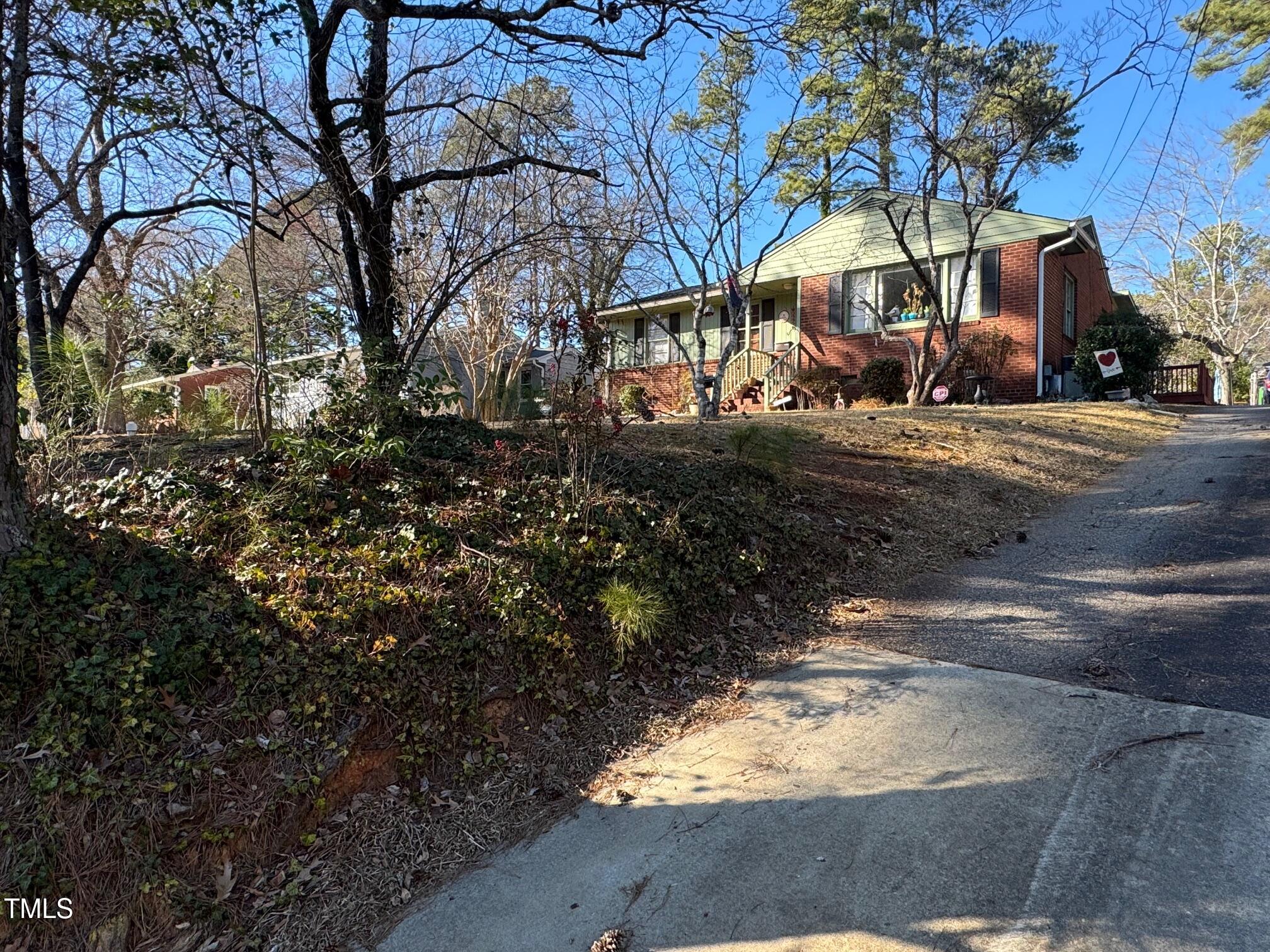 402 Willow Street