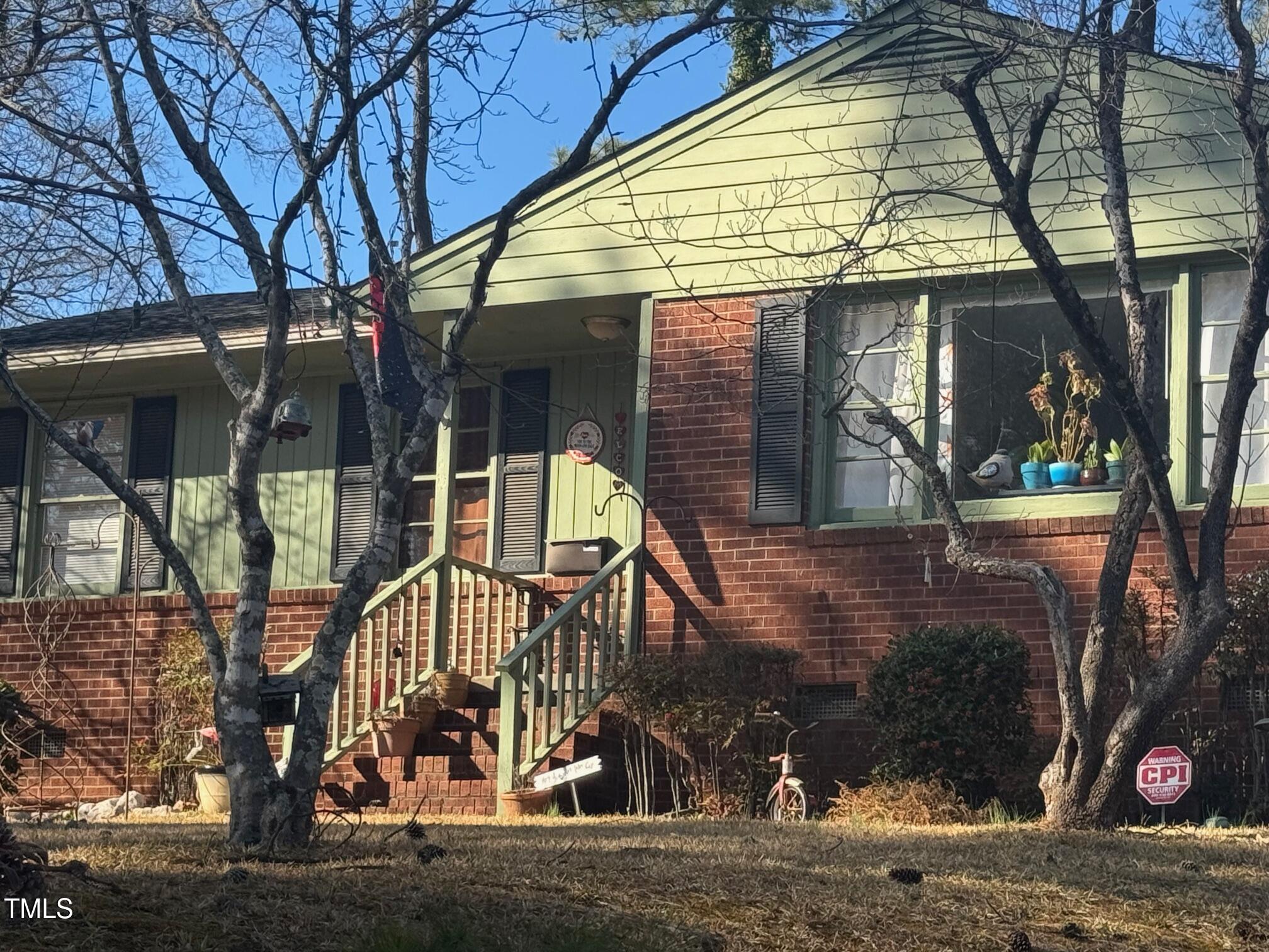 402 Willow Street