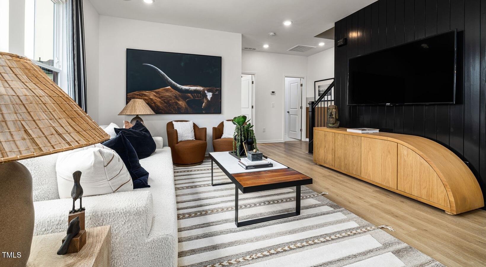 Raleigh, North Carolina 27612, United States, 2 Bedrooms Bedrooms, ,3 BathroomsBathrooms,Residential,Active,220101