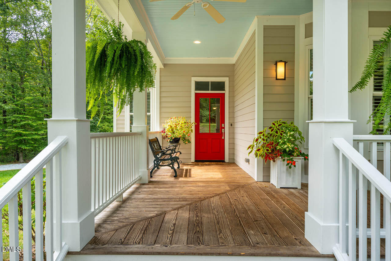 2013 Peninsula Lane