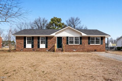 1120 W Pope Street Benson NC 27504