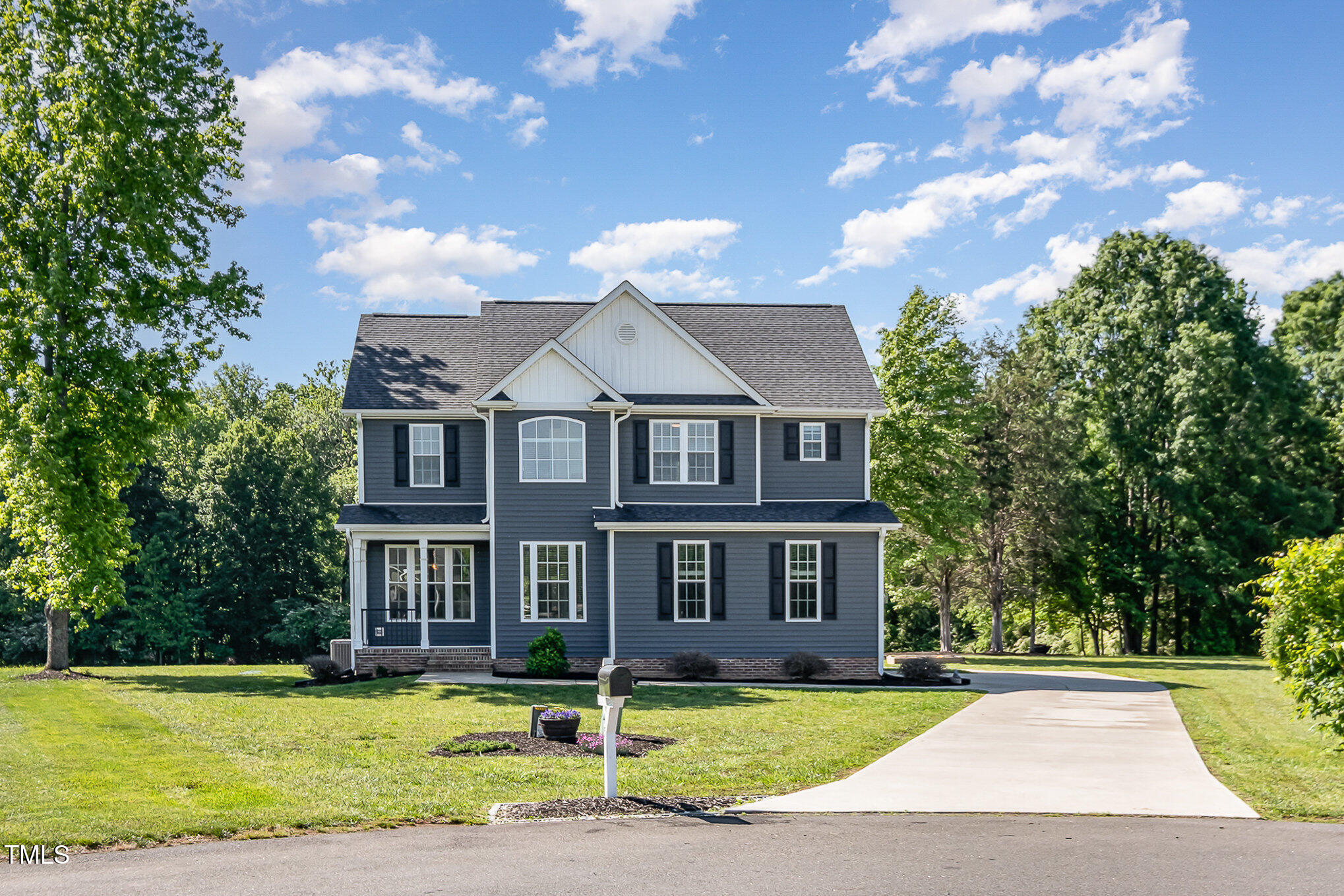 45 Leighann Court S