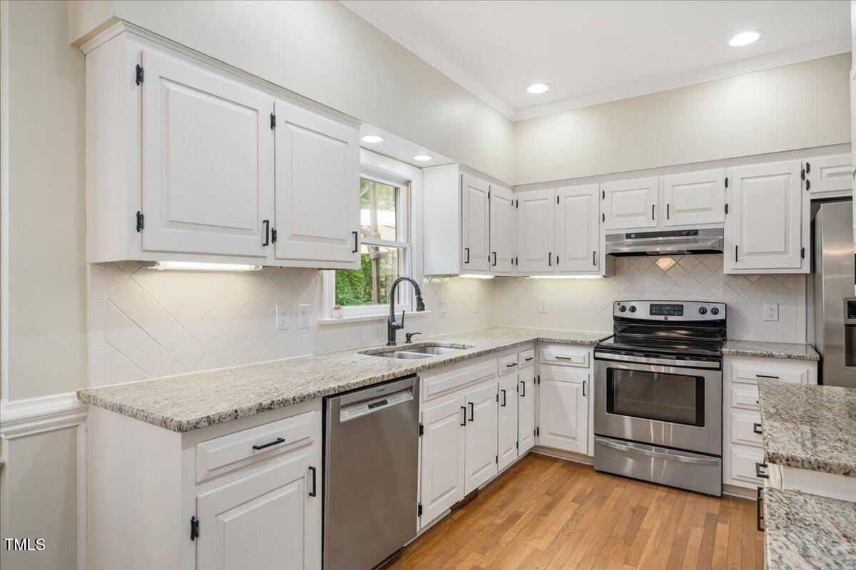 Raleigh, North Carolina 27613, United States, 3 Bedrooms Bedrooms, ,3 BathroomsBathrooms,Residential,Pending,150870