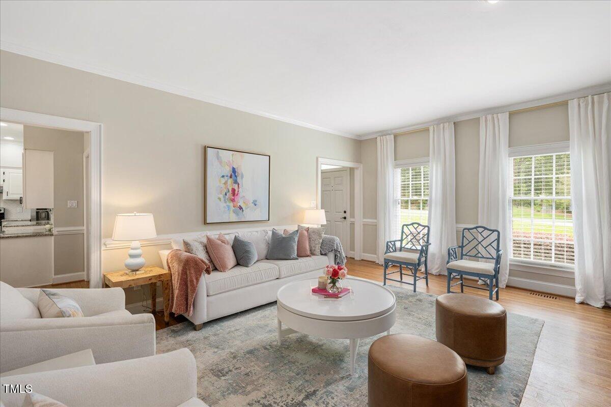 Raleigh, North Carolina 27613, United States, 3 Bedrooms Bedrooms, ,3 BathroomsBathrooms,Residential,Pending,150870