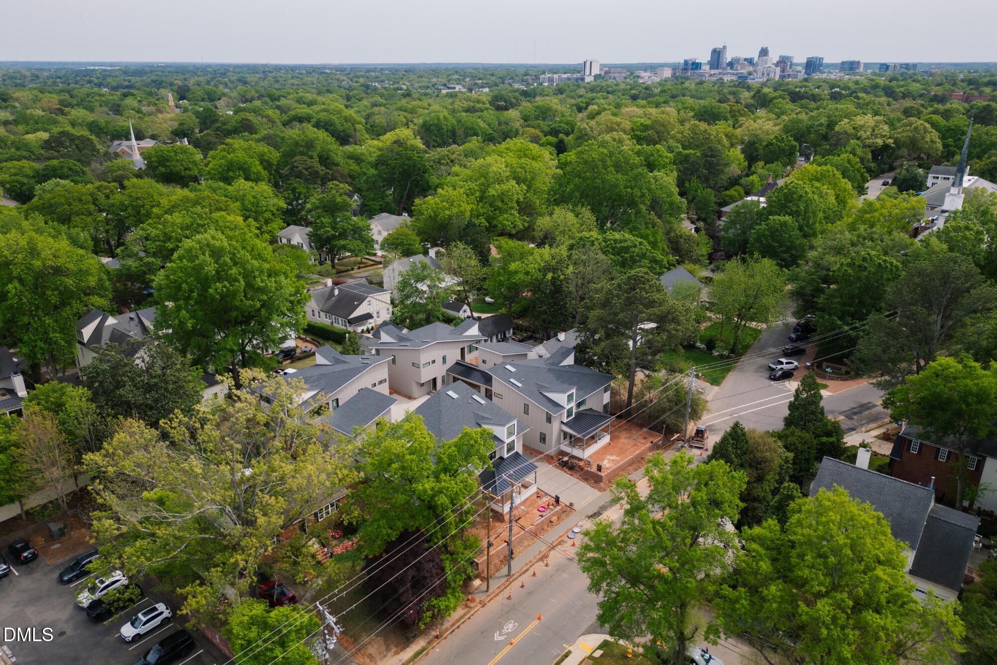 1806 Oberlin Road 101