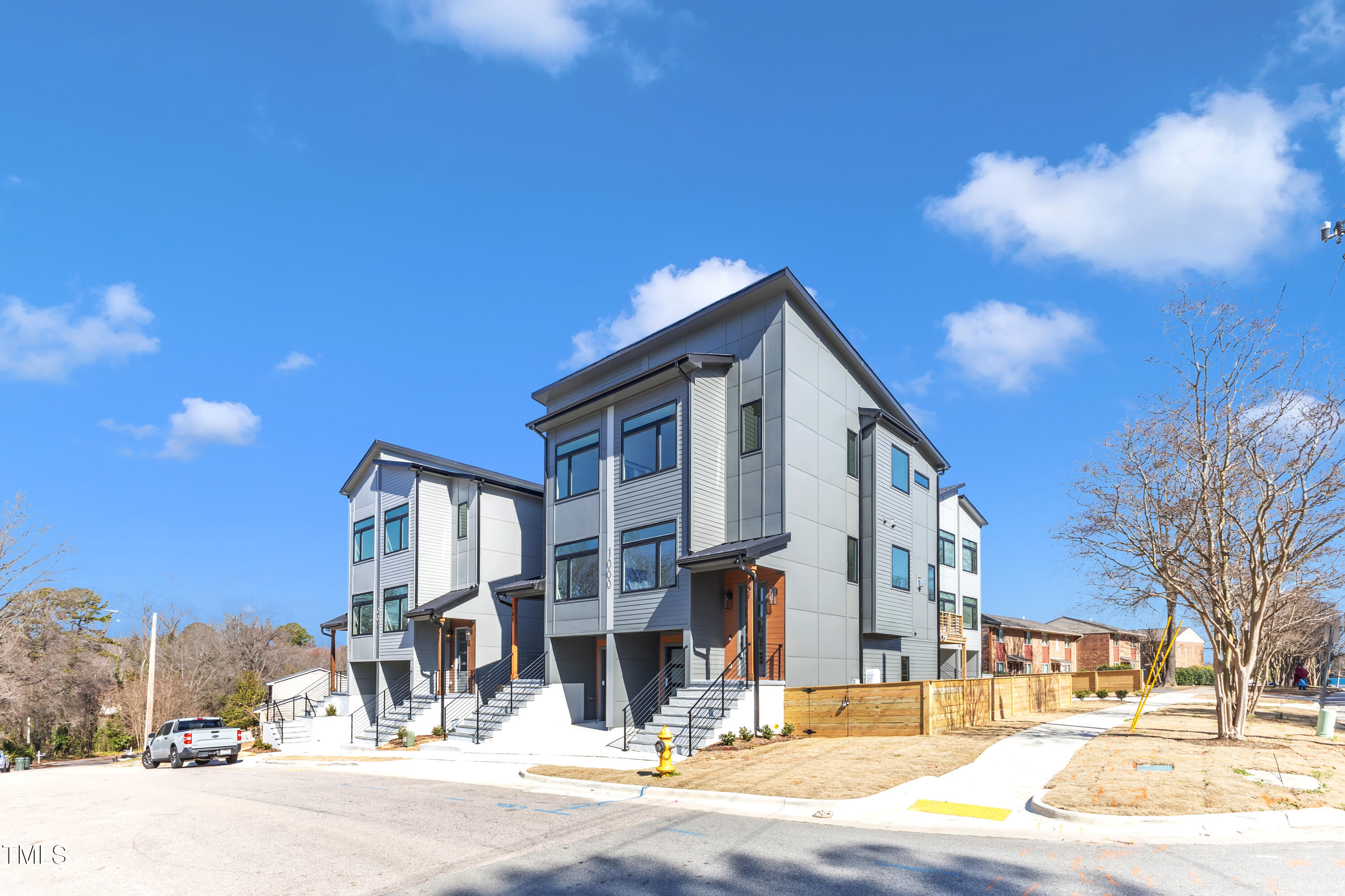 1000 Addison Place Unit 102