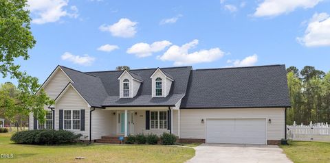 724 Iris Bryant Road Dunn NC 28334