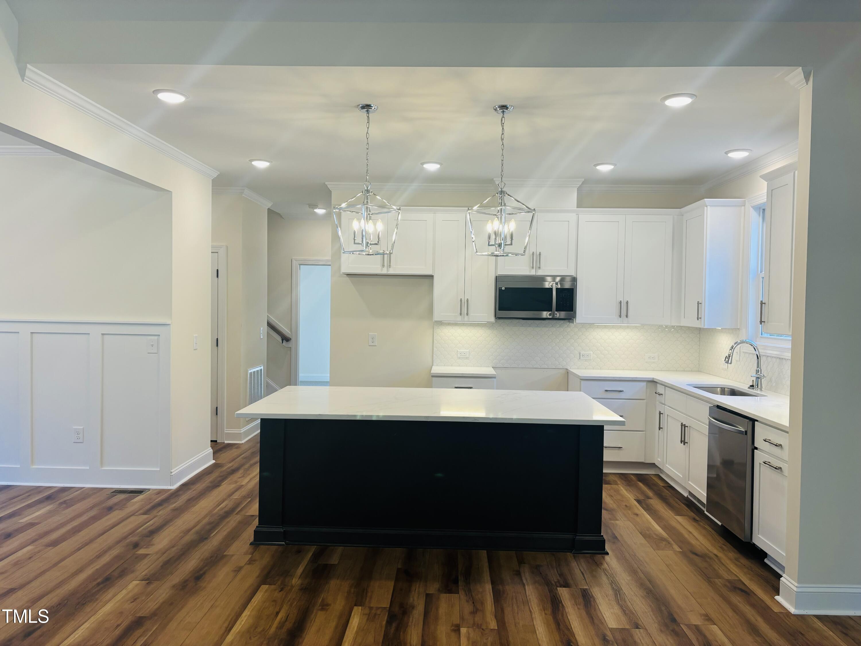 225 Whistlers Cove